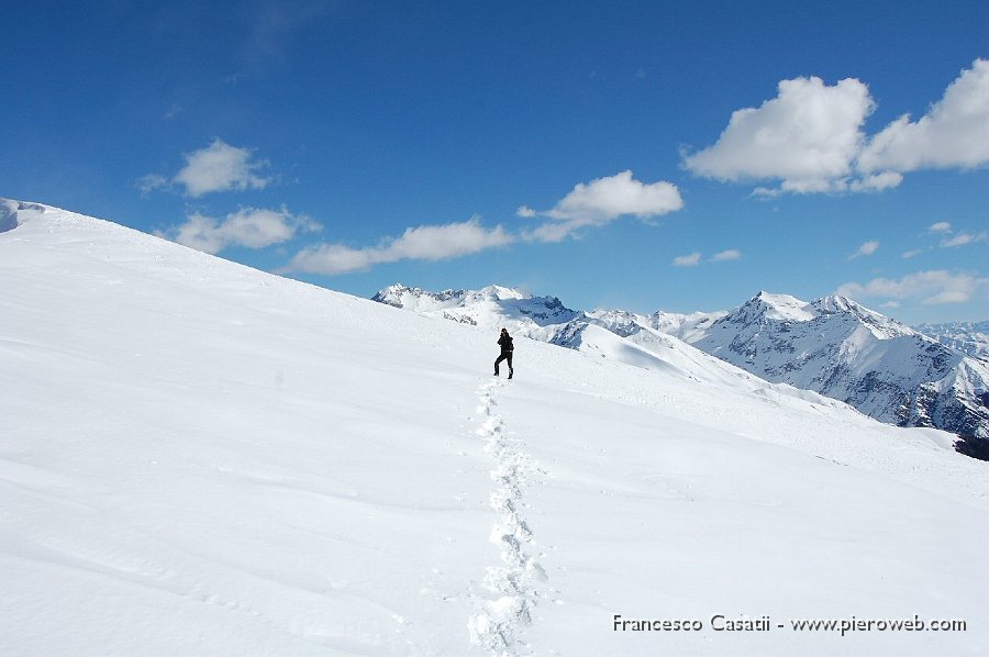 14 Passeggiamo tra le due cime.jpg